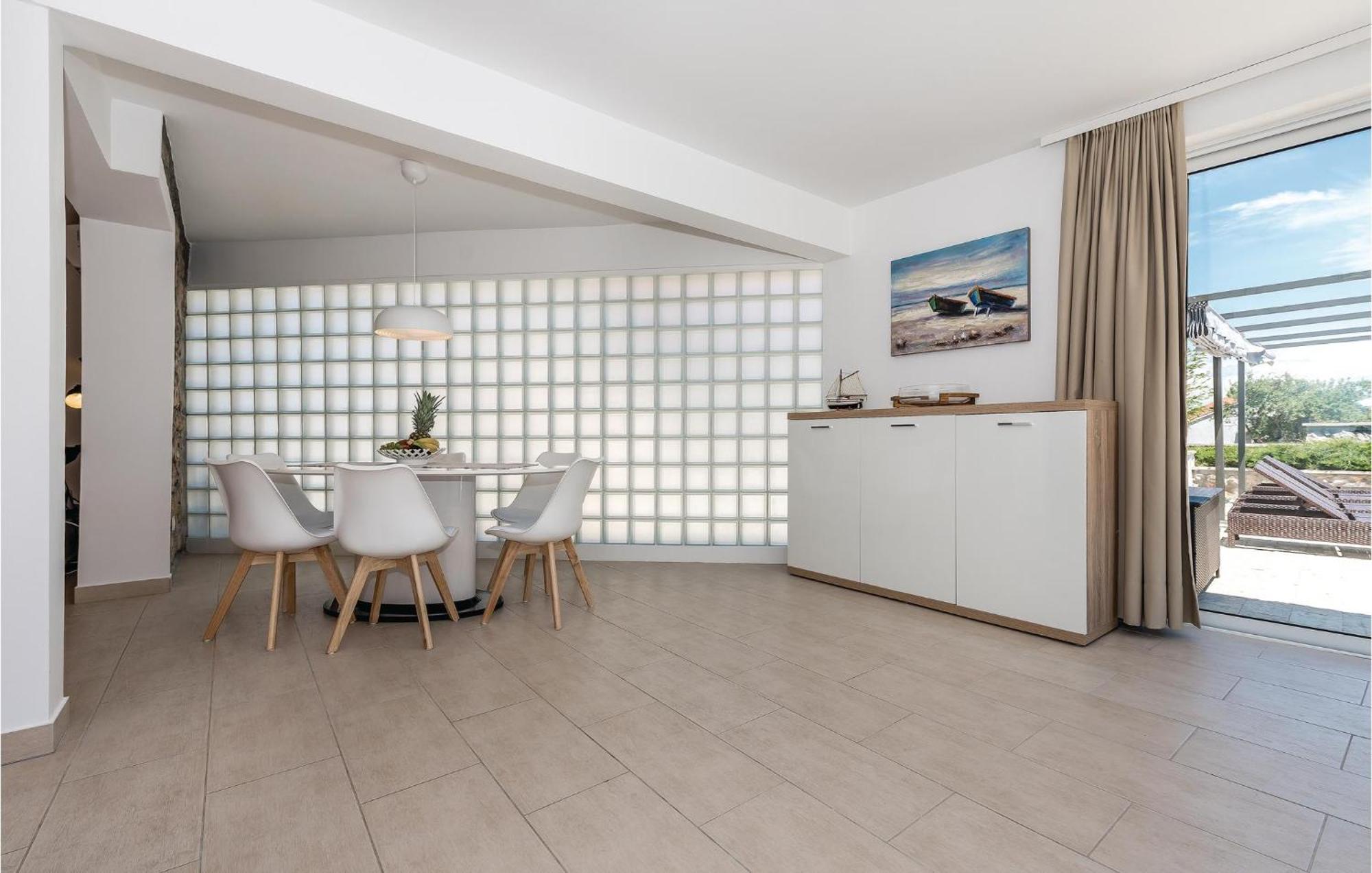 Stunning Home In Betina With Kitchen Exterior photo